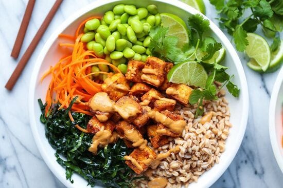 Which is Healthier: Chicken or Tofu?